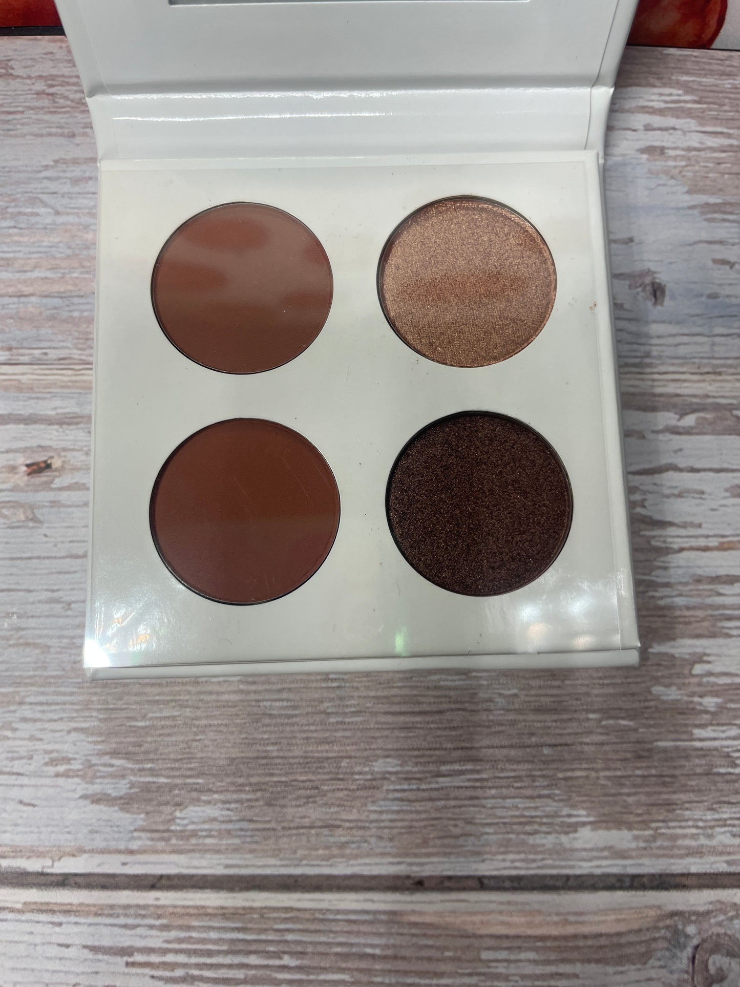 4 Color Brown Eyeshadow Pallet